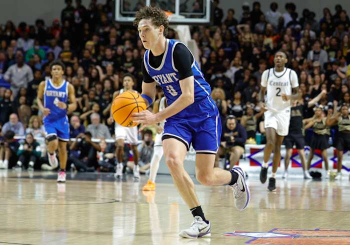 AAA Finals LR Central vs Bryant__00045